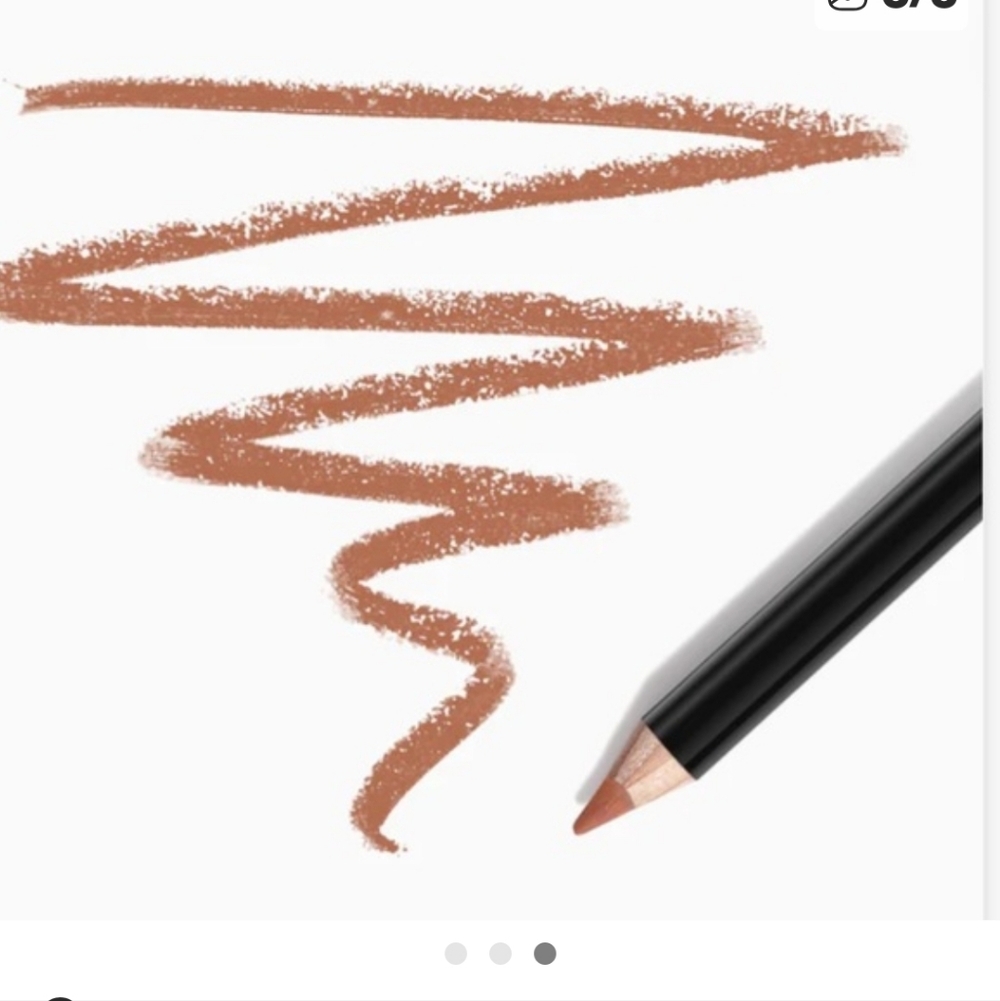 nib GX by Gwen Stefani Lip Liner in Mells ln